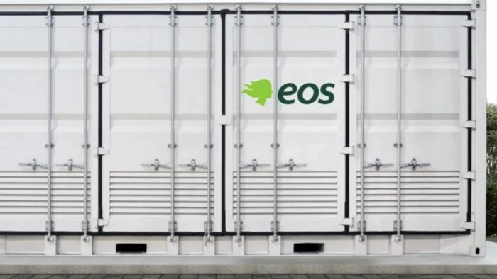 Акции Eos Energy взлетели на 60%: цинковые батареи и ИИ-инфраструктура разогрели рынок