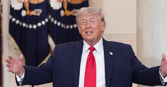 Трамп назвал спасение второго пилота F-15 в Иране «пасхальным чудом»