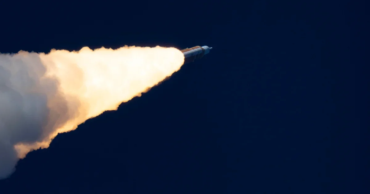 Экипаж Artemis II начал первый день на орбите после успешного запуска