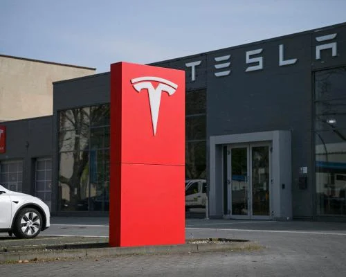 Отчет Tesla за первый квартал: доходы оказались хуже ожиданий, Маск делает ставку на ИИ и роботов